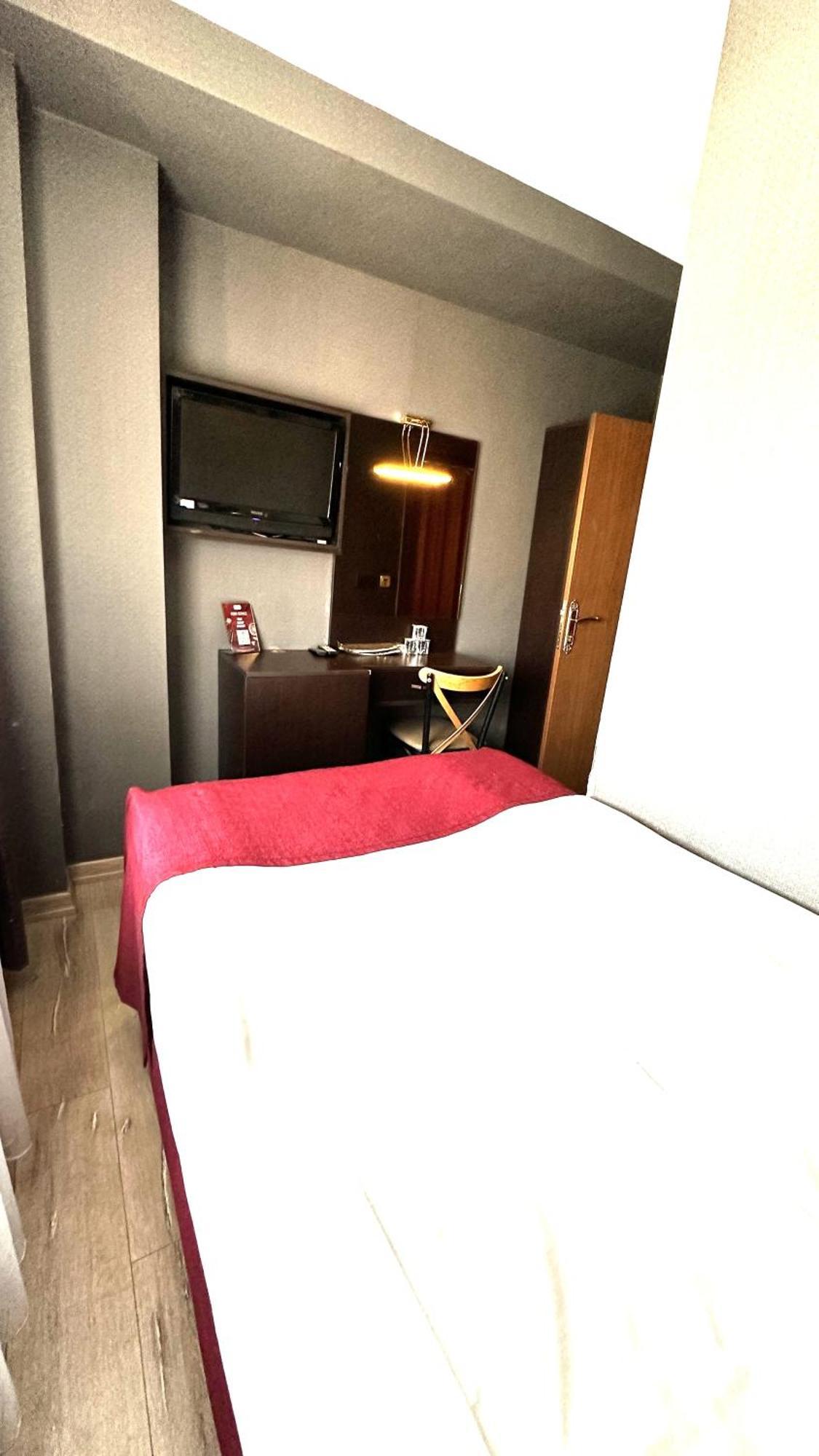 Hotel Atesde Dustu Salvara Stambuł Zewnętrze zdjęcie